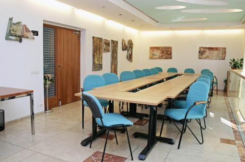 Hotel Maxim Светі-Юр Екстер'єр фото